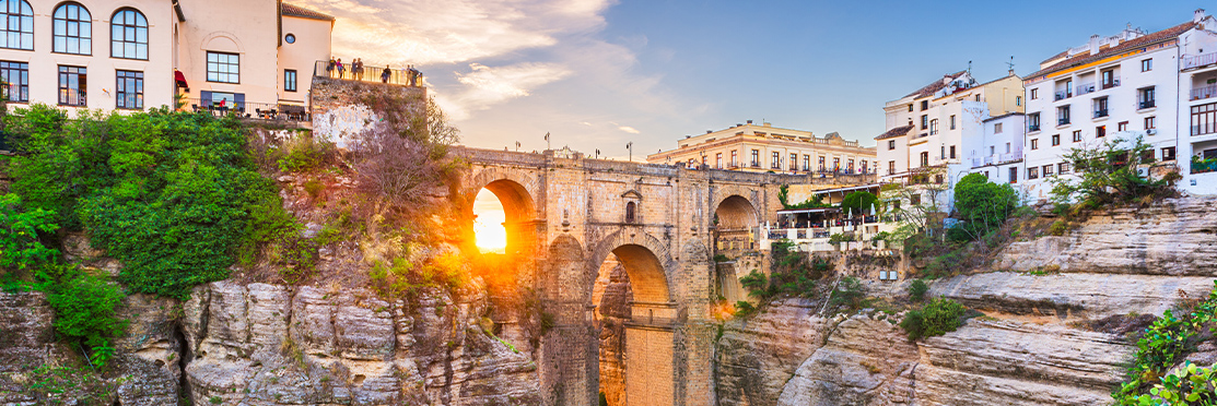 What are the must-see places in Malaga ?